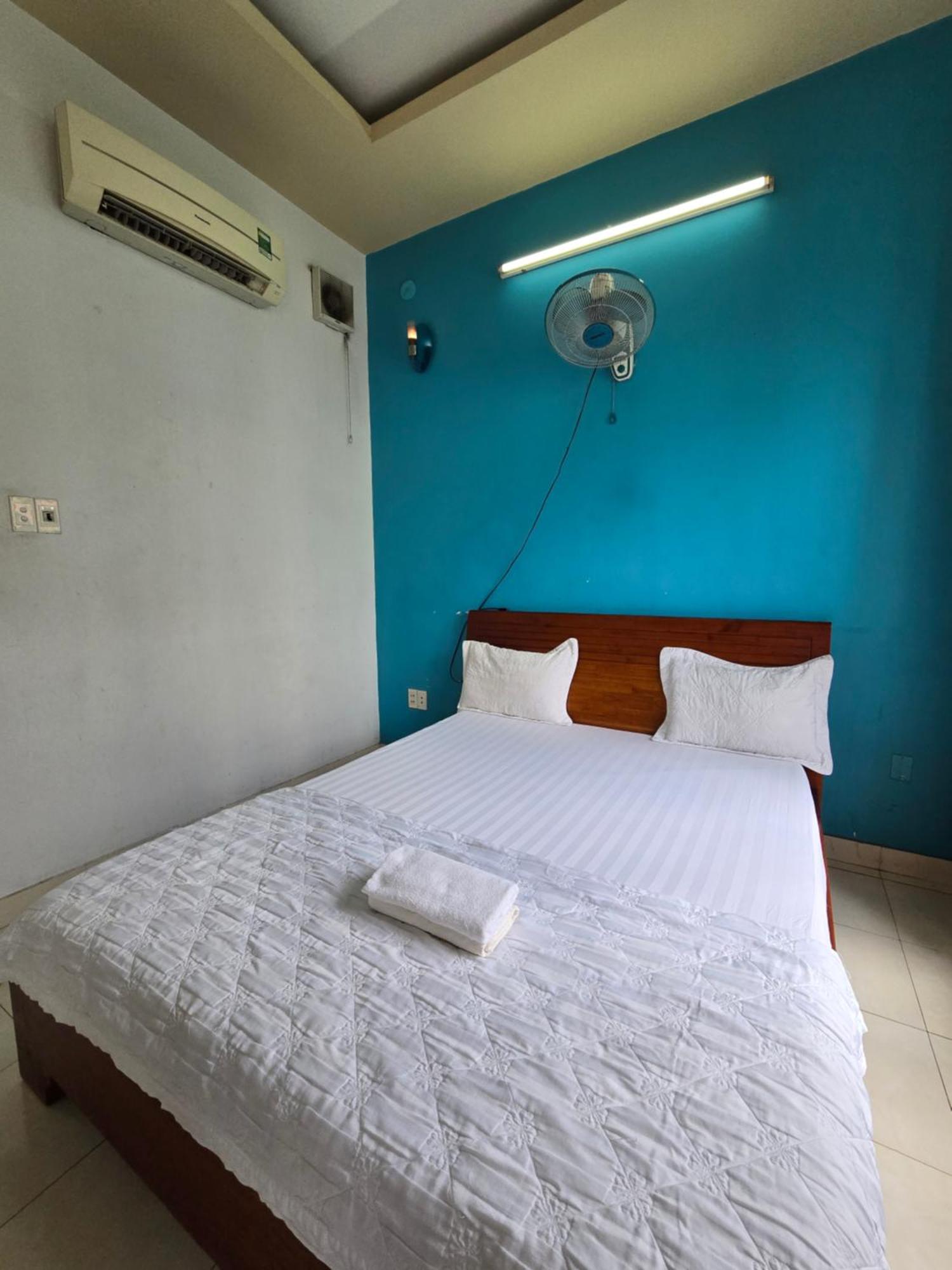 Motel Ha Long Long Binh Exteriér fotografie